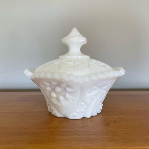 Vintage Milk Glass Bowl & Lid, Yutec Pattern, Prescut, Sawtooth Rim Kemple Glass